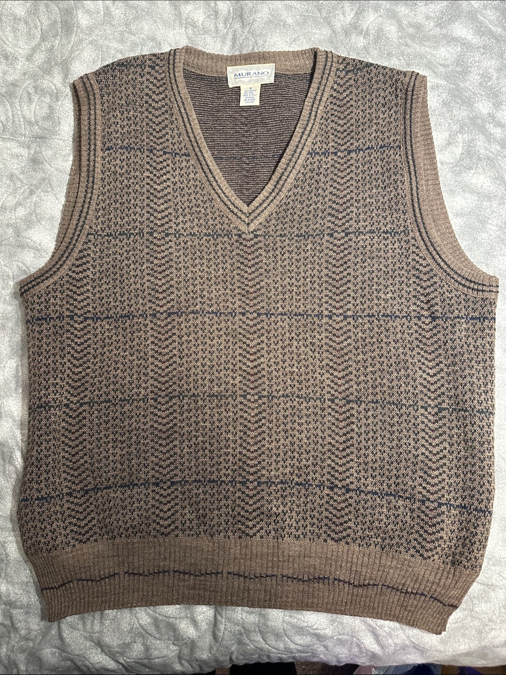 Murano Men's Tan and Black V-Neck Knit Vest